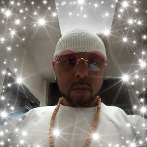 Meet your Posher, King reese